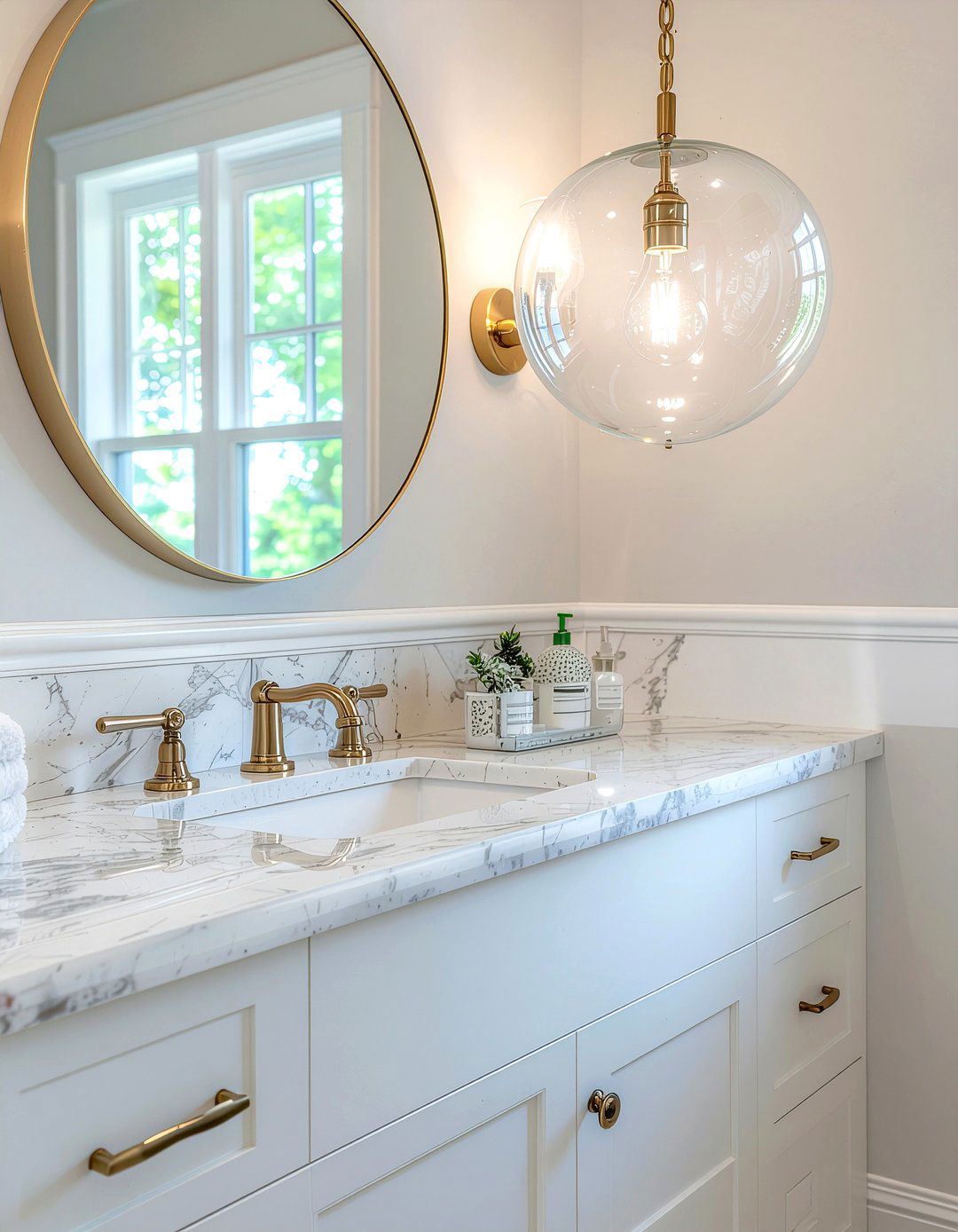 Pendant Light - 30 bathroom sink accent ideas