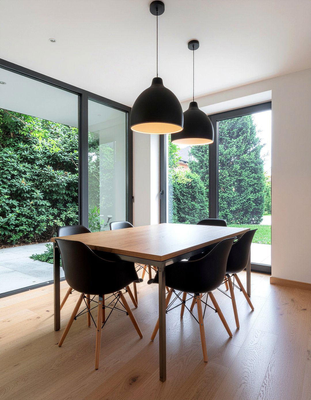 Pendant Lights Over Dining Table - 30 night dining room ideas