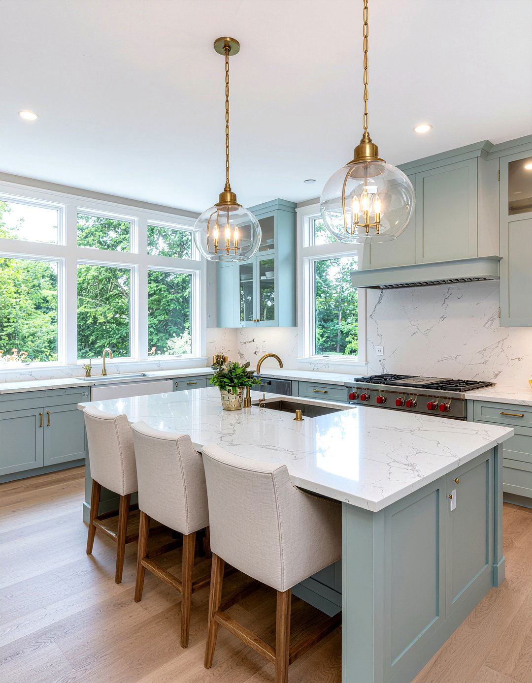 Pendant light fixtures - 30 kitchen layering ideas