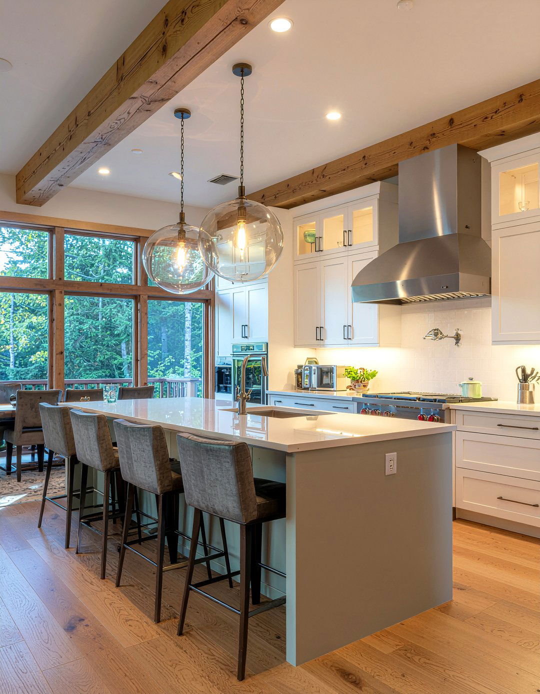 Pendant lights over island - 30 ski house kitchen ideas