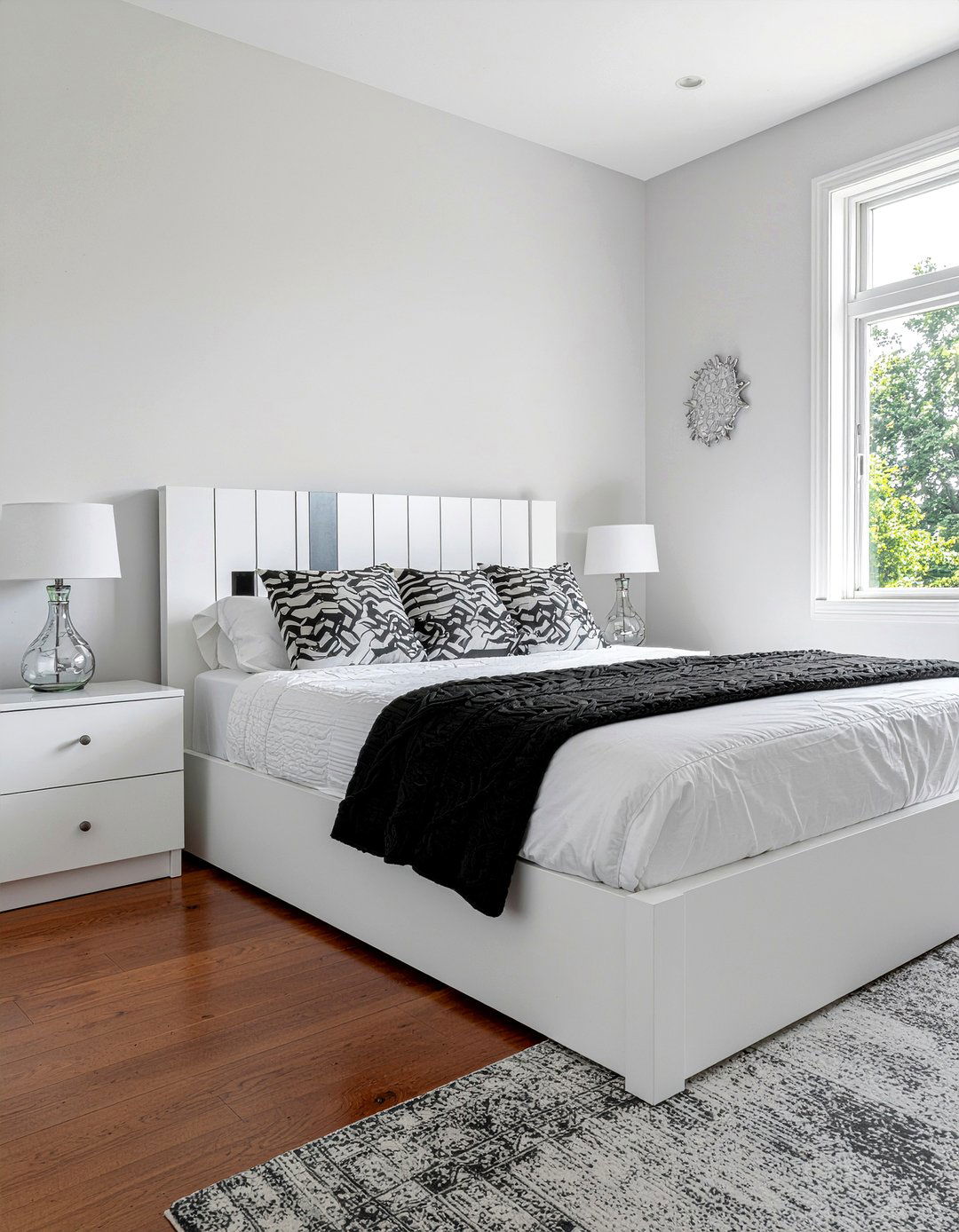 Piano keyboard bed - 30 music themed bedroom ideas