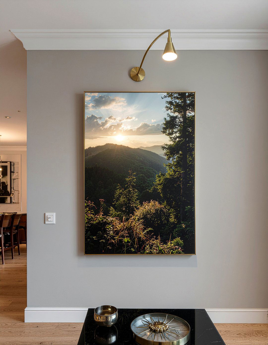 Picture lights - 30 low cost living room ideas