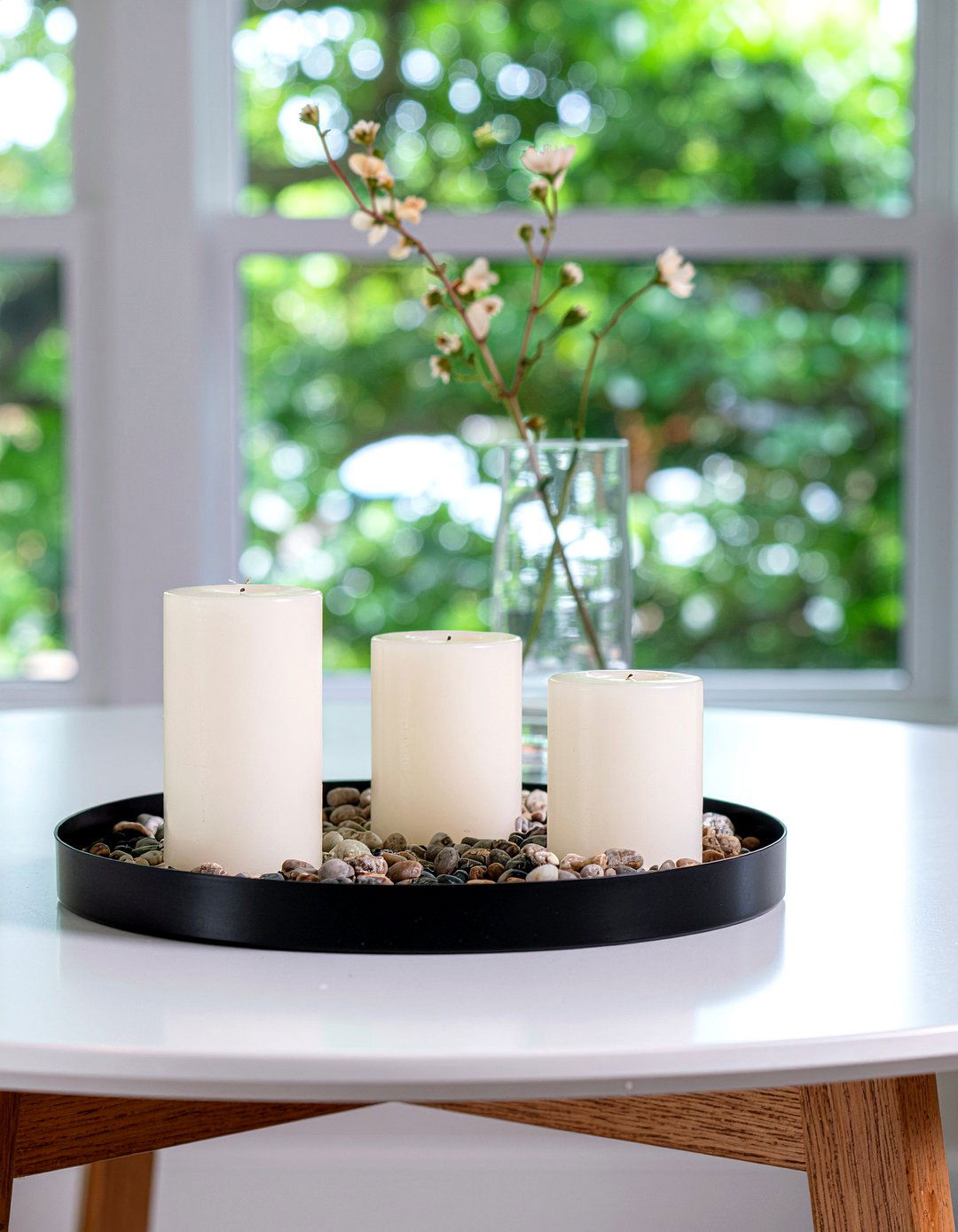 Pillar Candle Holder - 30 centerpiece dining room ideas
