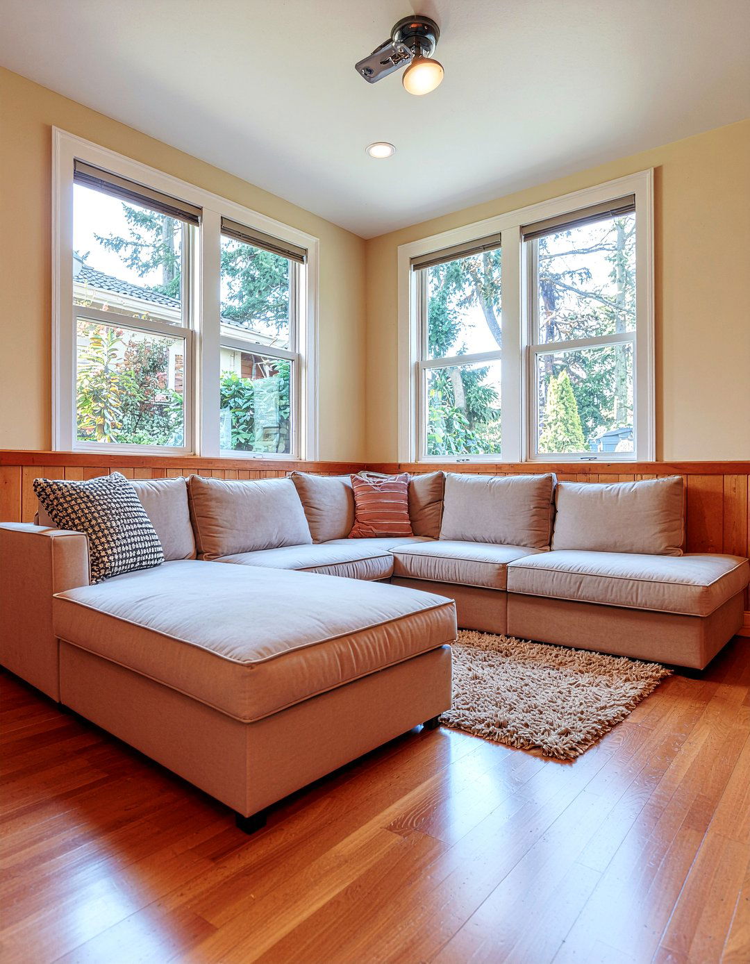 Pit Sectional For Sunken Living Room - 30 living room sectional layout ideas