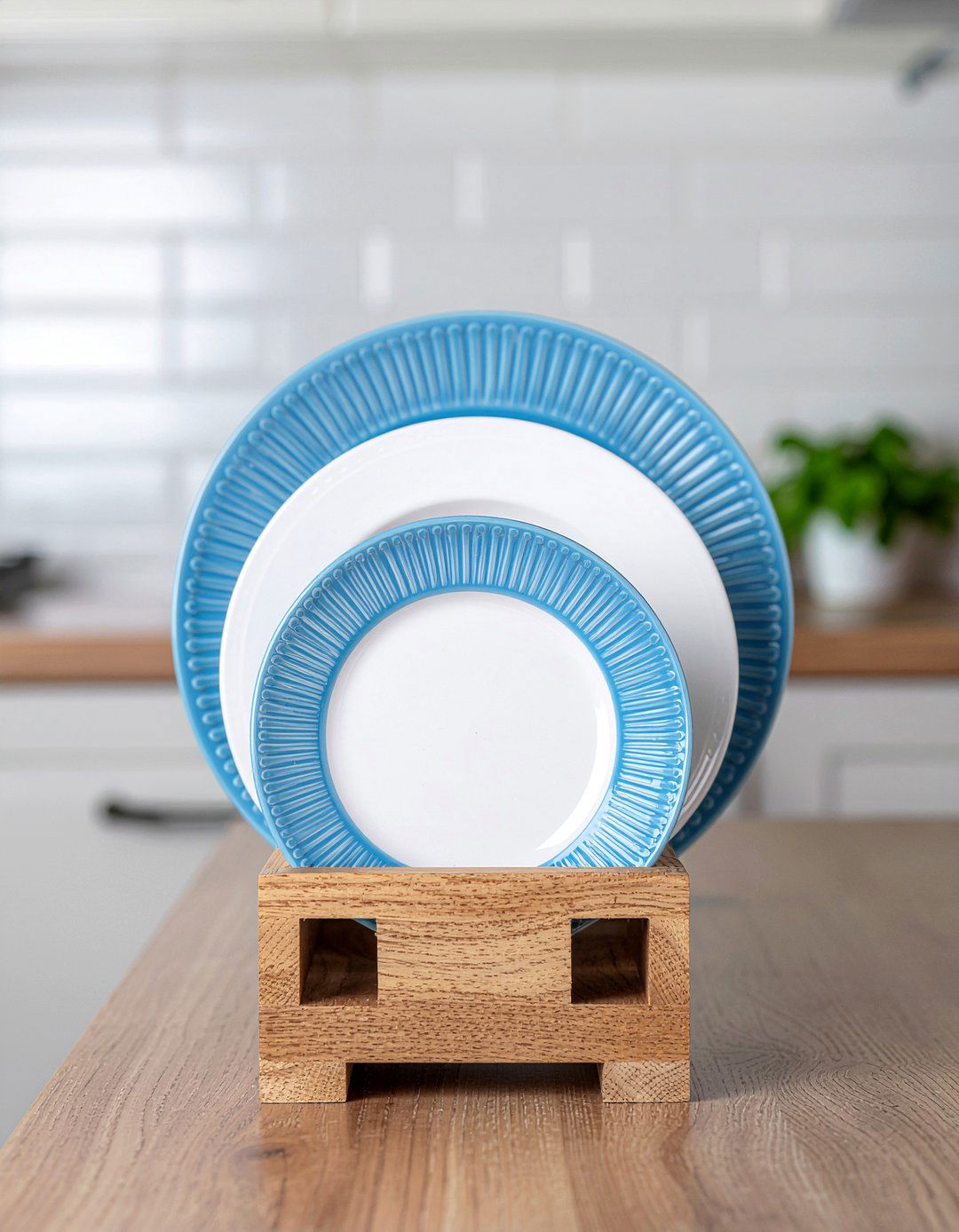 Plate Rack Organizer - 30 kitchen cabinet organization ideas