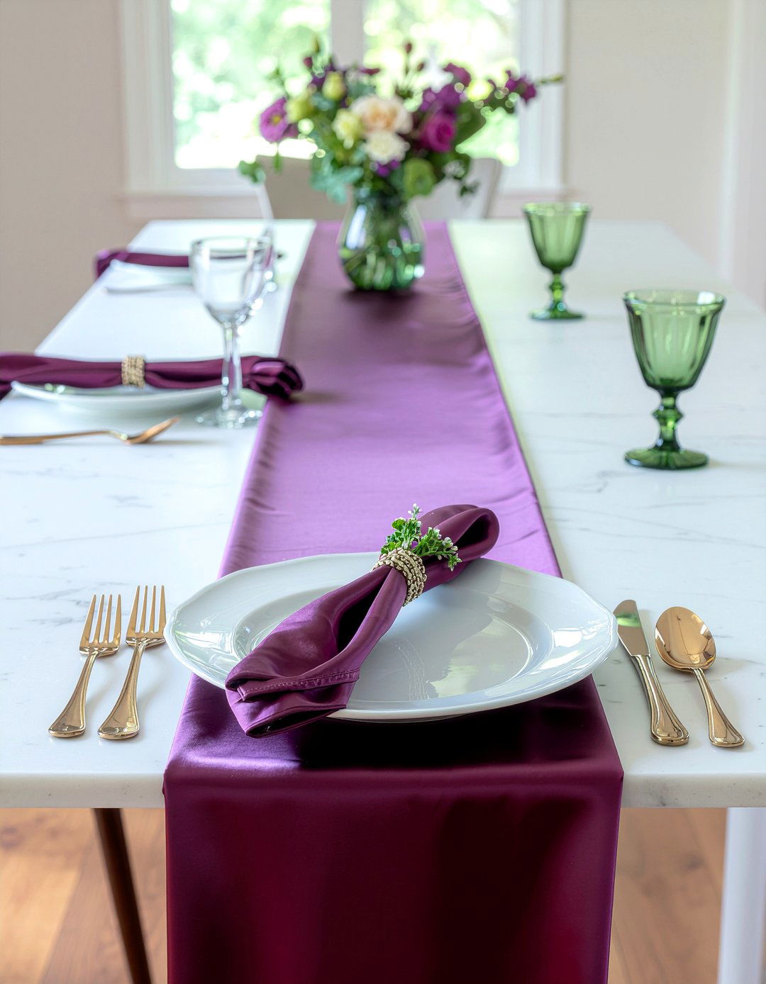 Plum Table Runners - 30 plum dining room ideas