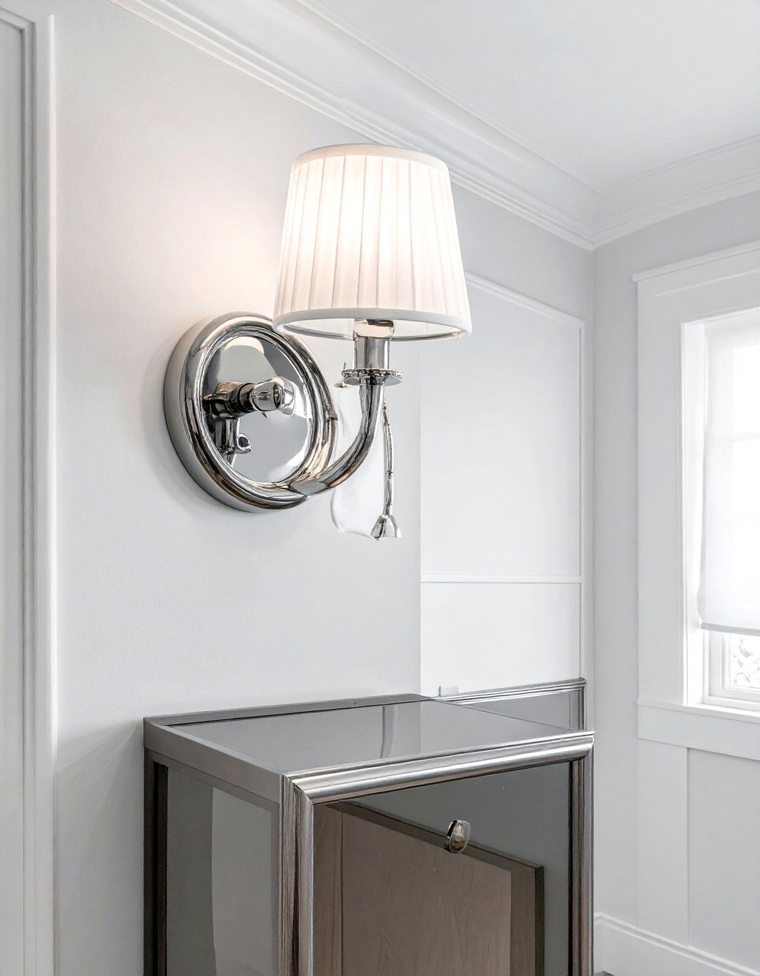 Polished nickel wall sconce - 30 bathroom sconce ideas