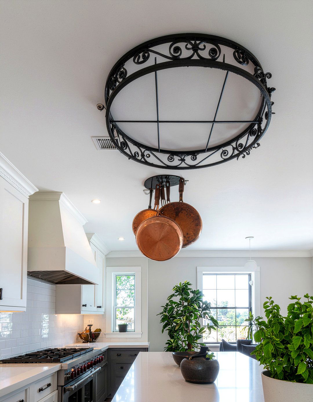 Pot And Pan Ceiling Rack - 30 clutter-free kitchen ideas