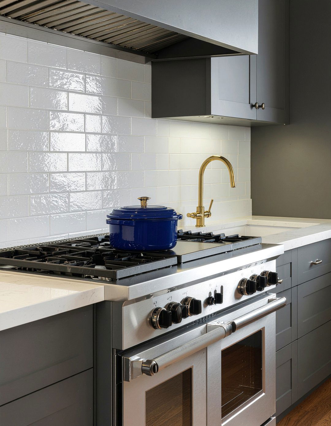 Pot Filler Faucet - 30 chef kitchen ideas