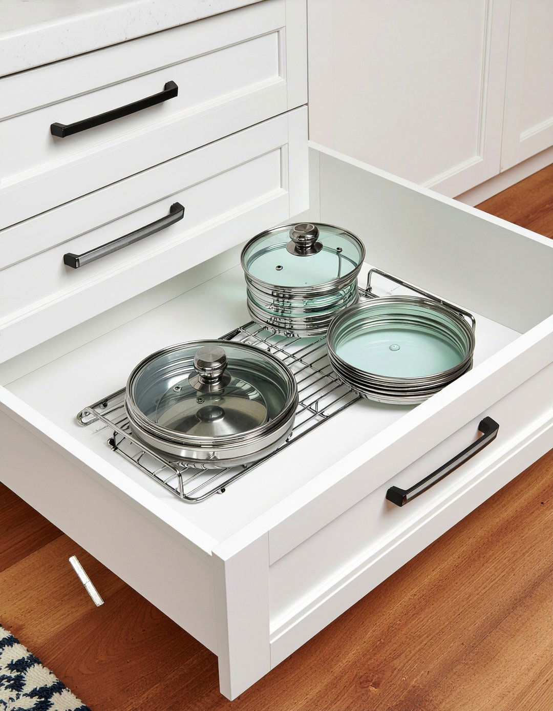 Pot lid organizer - 30 pull-out cabinet kitchen ideas