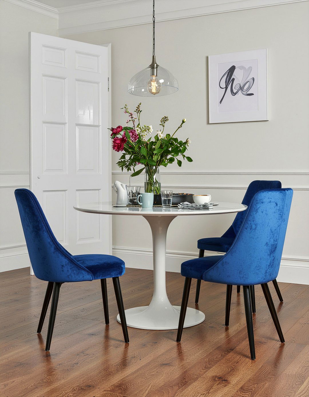 Practical Dining Chair Fabric - 30 dining room mistakes to avoid