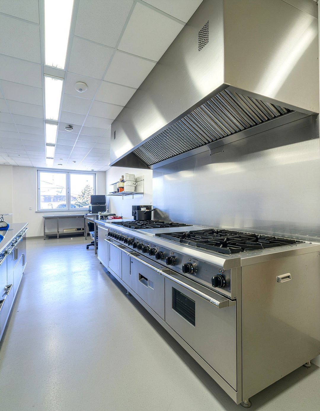 Professional Stainless Steel Kitchen - 30 award-winning kitchen ideas