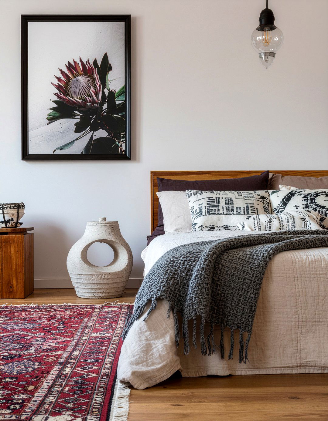 30 Refreshing Bedroom Flower Arrangements for a Natural Look