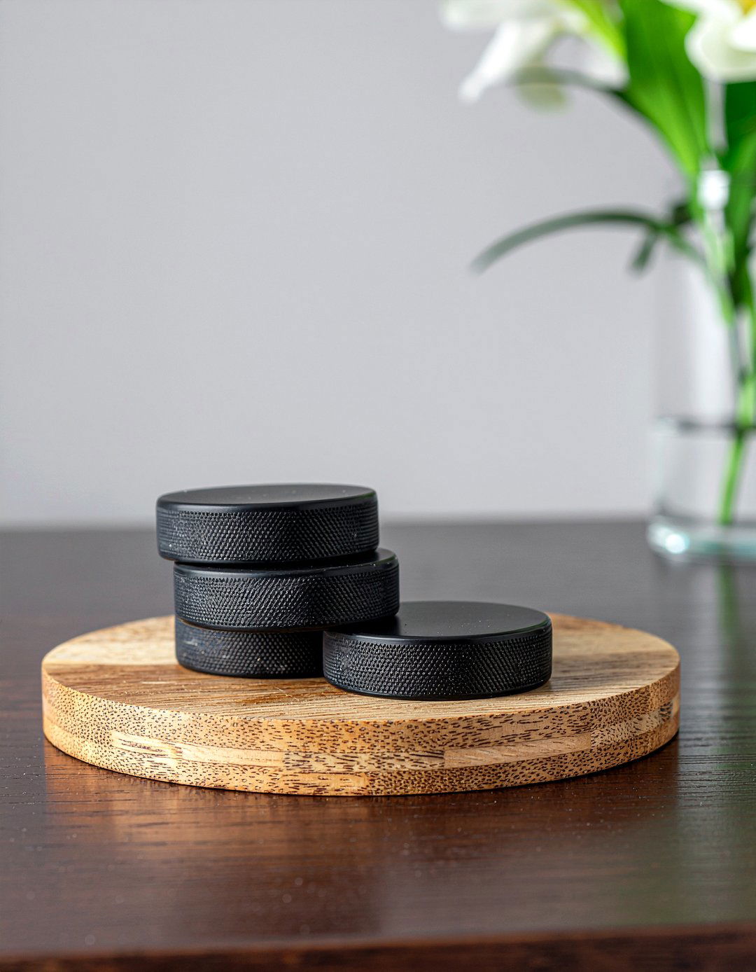 Puck coaster set - 30 hockey bedroom ideas