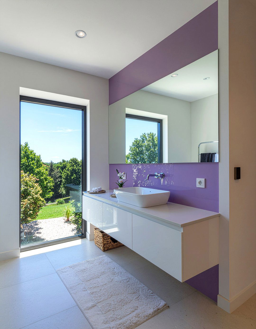 Purple glass bathroom splashback - 30 purple bathroom ideas