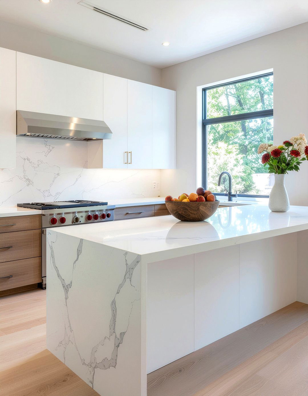 Quartz Countertops - 30 easy-clean kitchen ideas