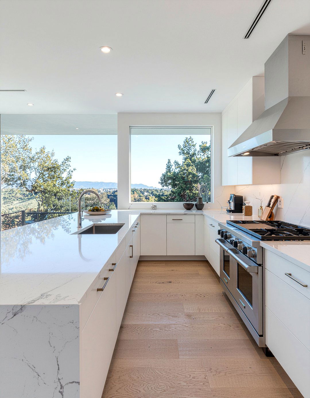 Quartz Slab Backsplash - 30 kitchen backsplash ideas