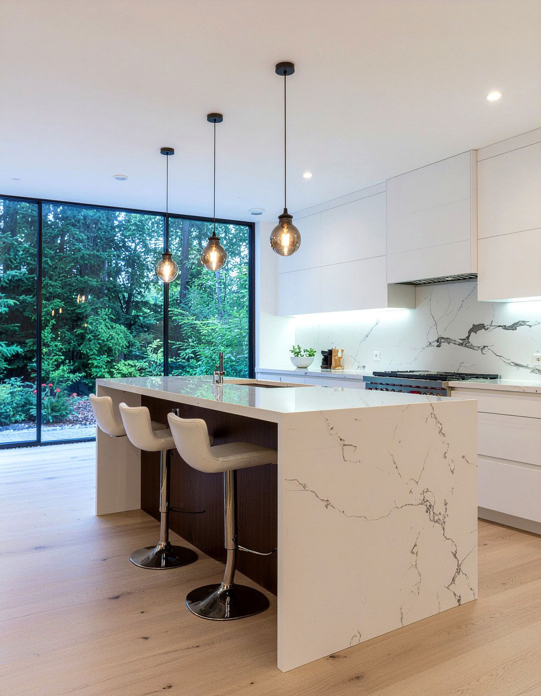 Quartz Waterfall Countertop - 30 show home kitchen ideas