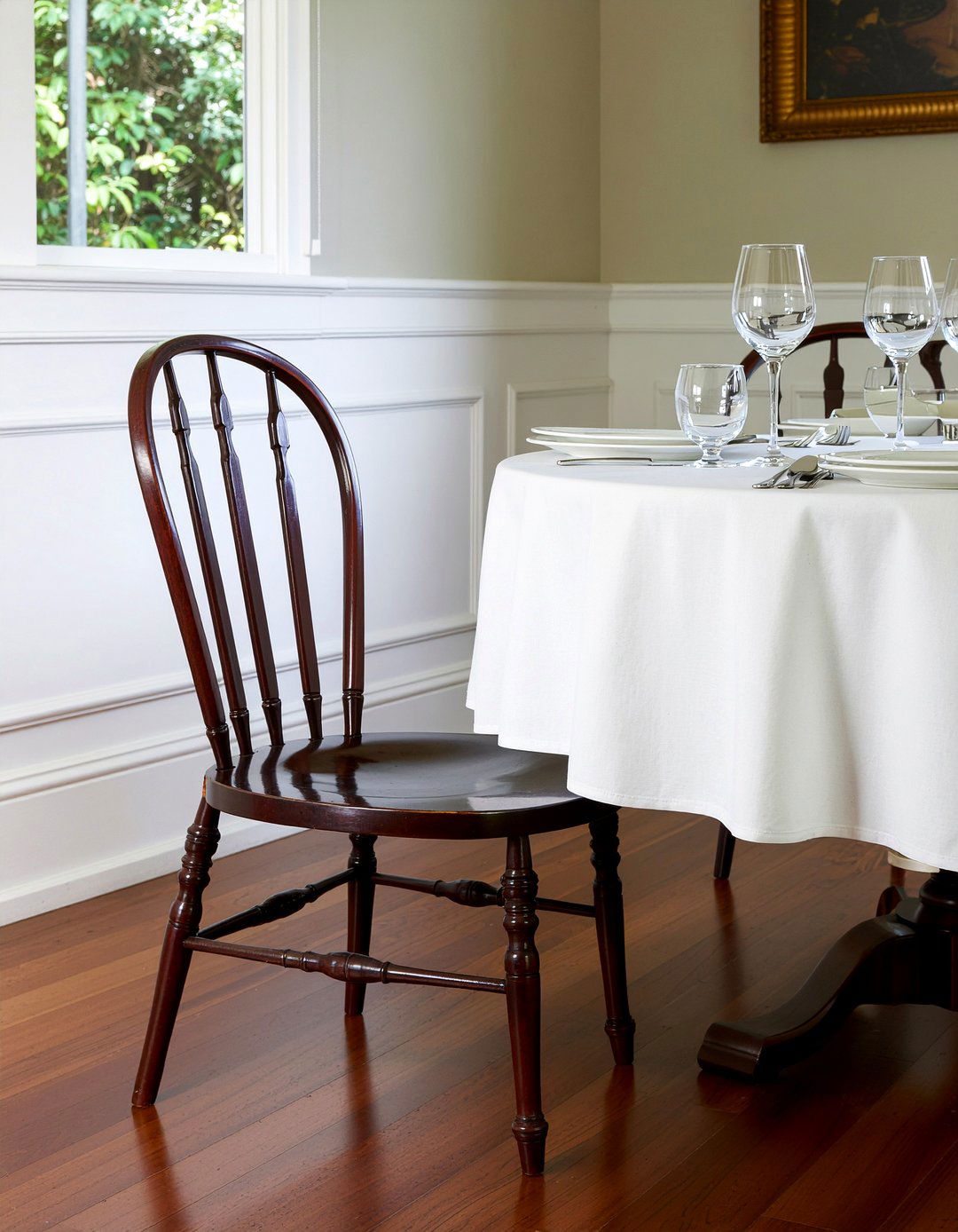 Queen Anne Dining Chair - 30 colonial dining room ideas