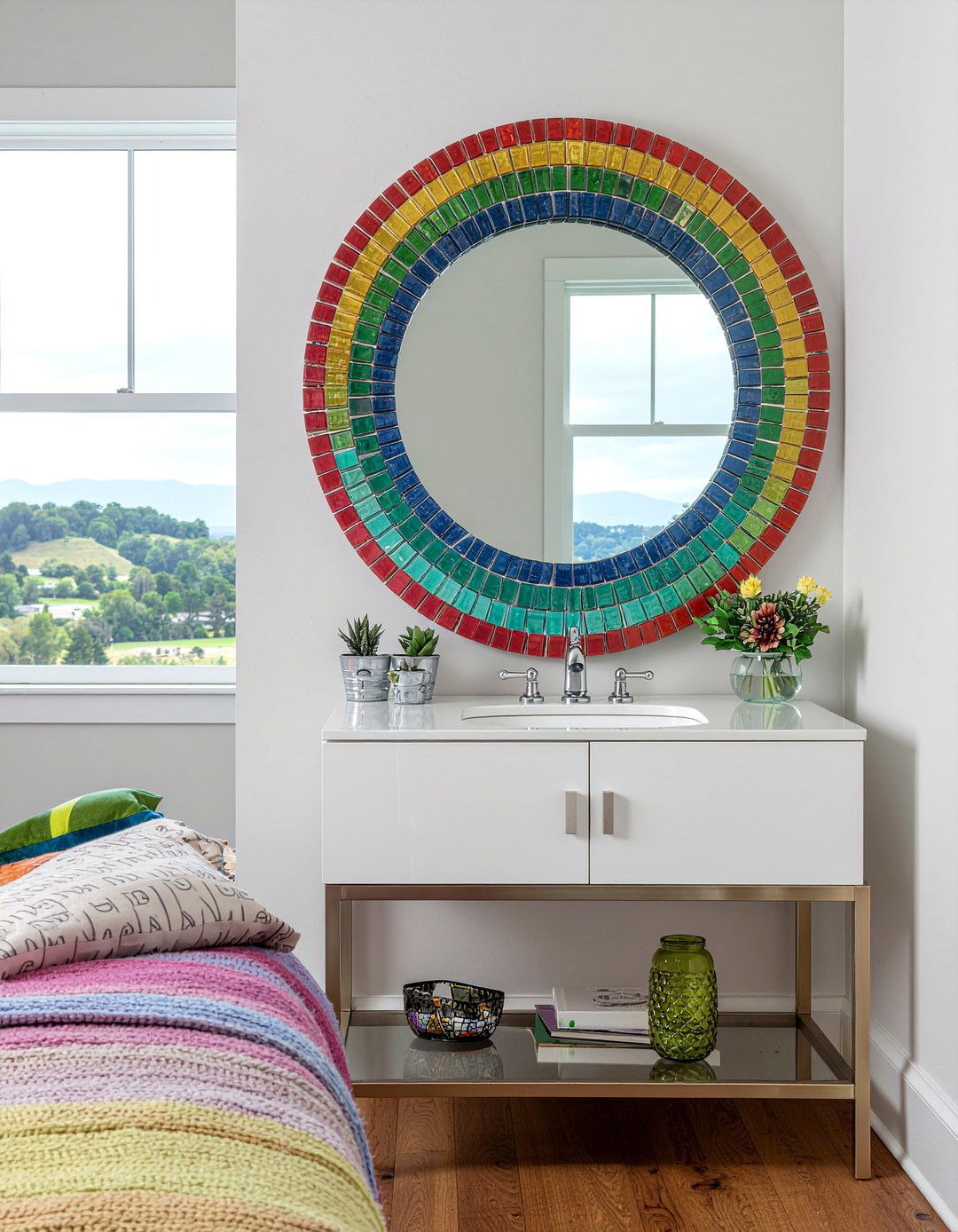 Rainbow Mirror Frame - 30 rainbow bedroom ideas