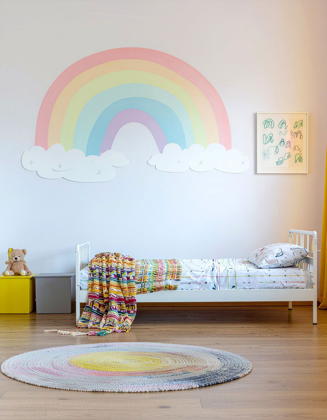 Rainbow Theme Room - 30 girls bedroom ideas