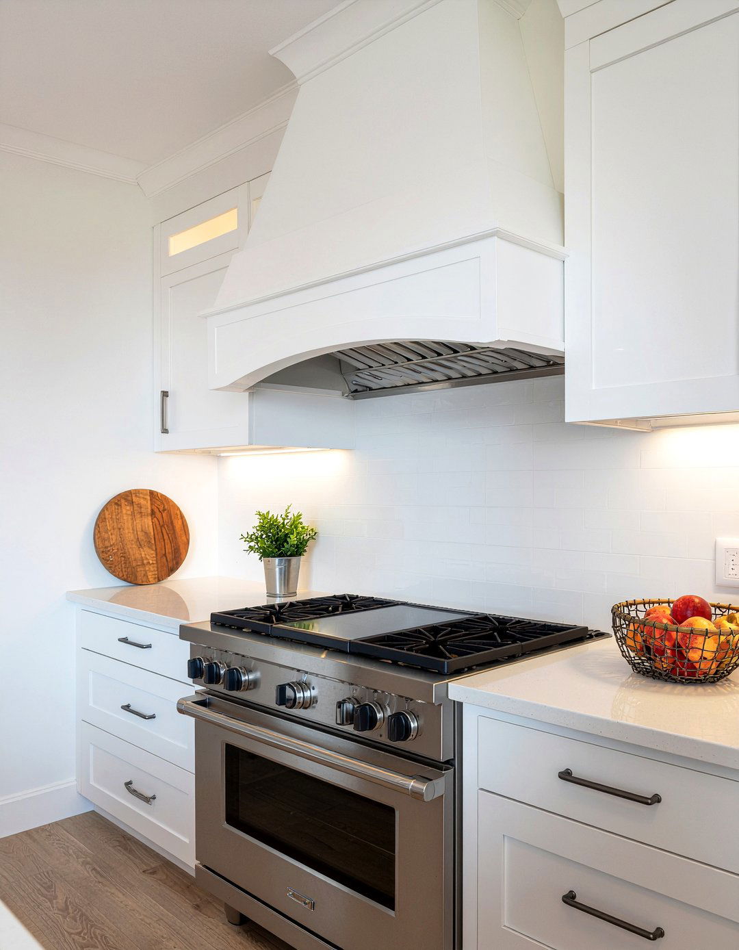 Range hood cover - 30 kitchen focal point ideas