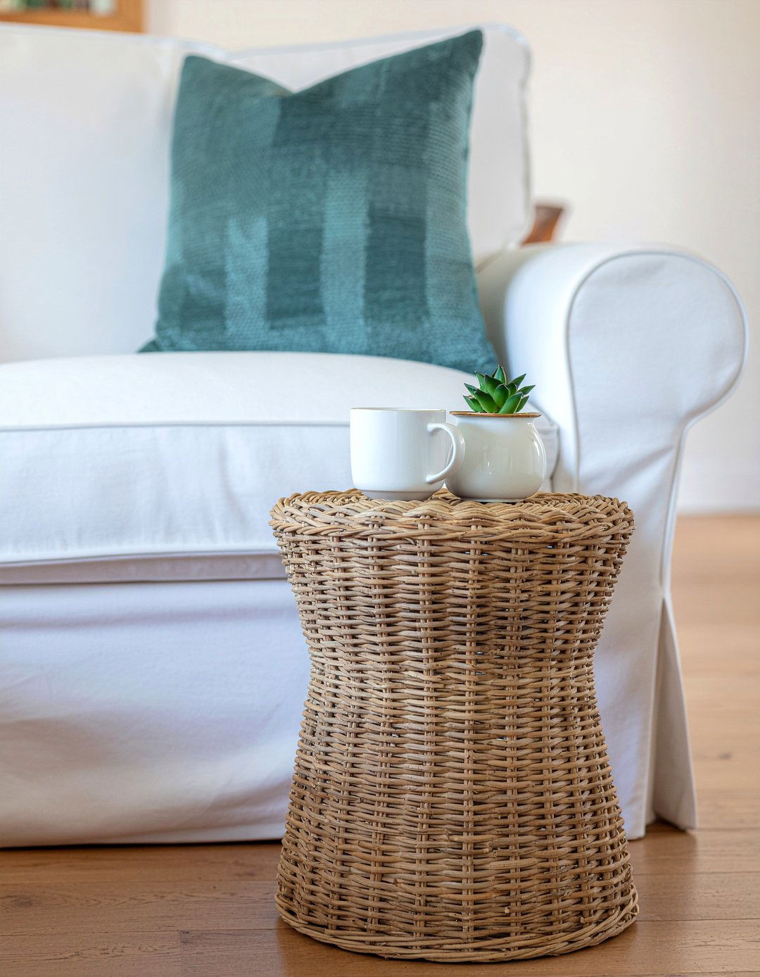 Rattan Side Table - 30 rattan living room ideas