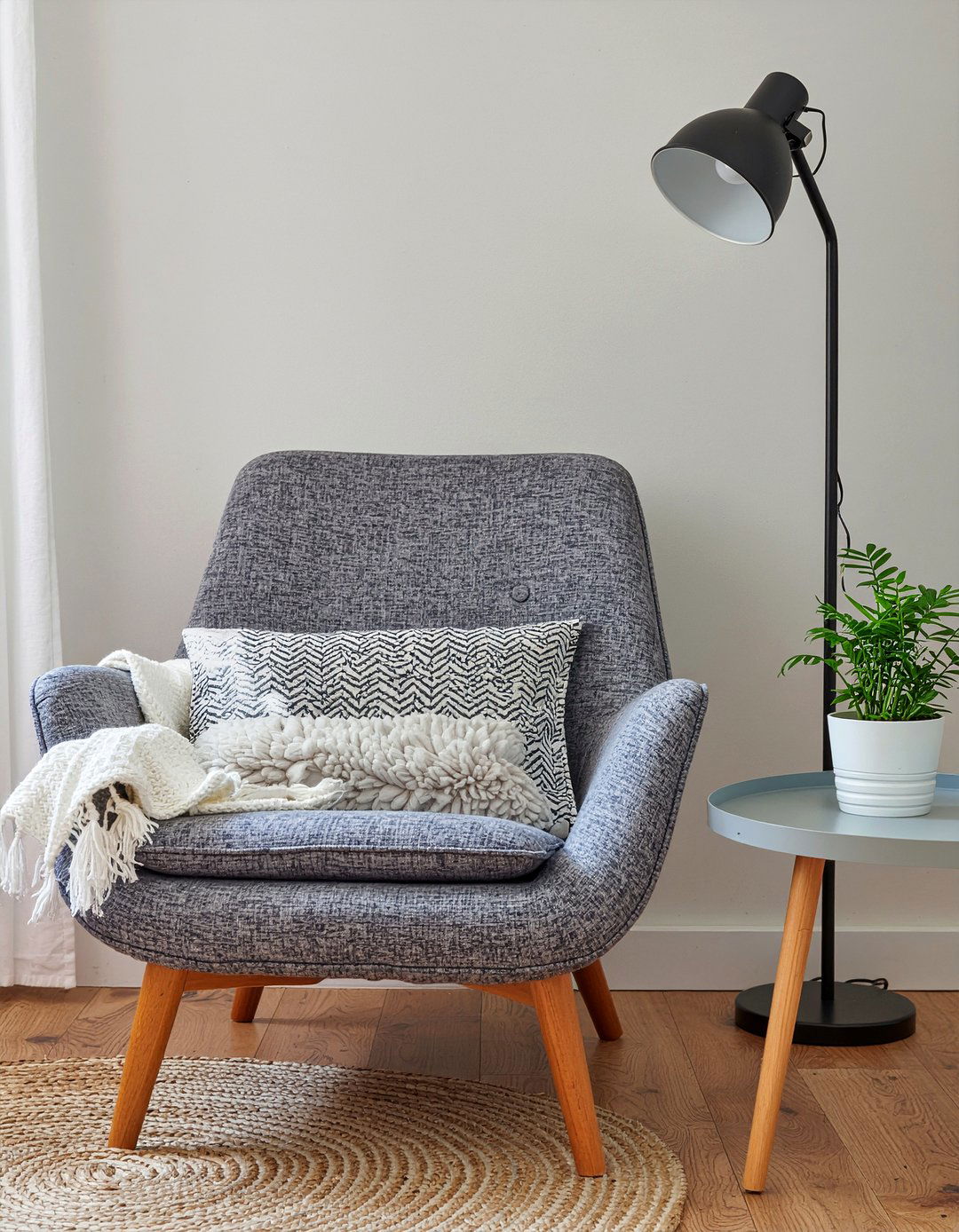 Reading nook chair - 30 Danish bedroom ideas