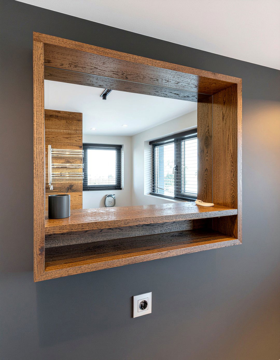 Recessed bathroom mirror - 30 bathroom built-in ideas