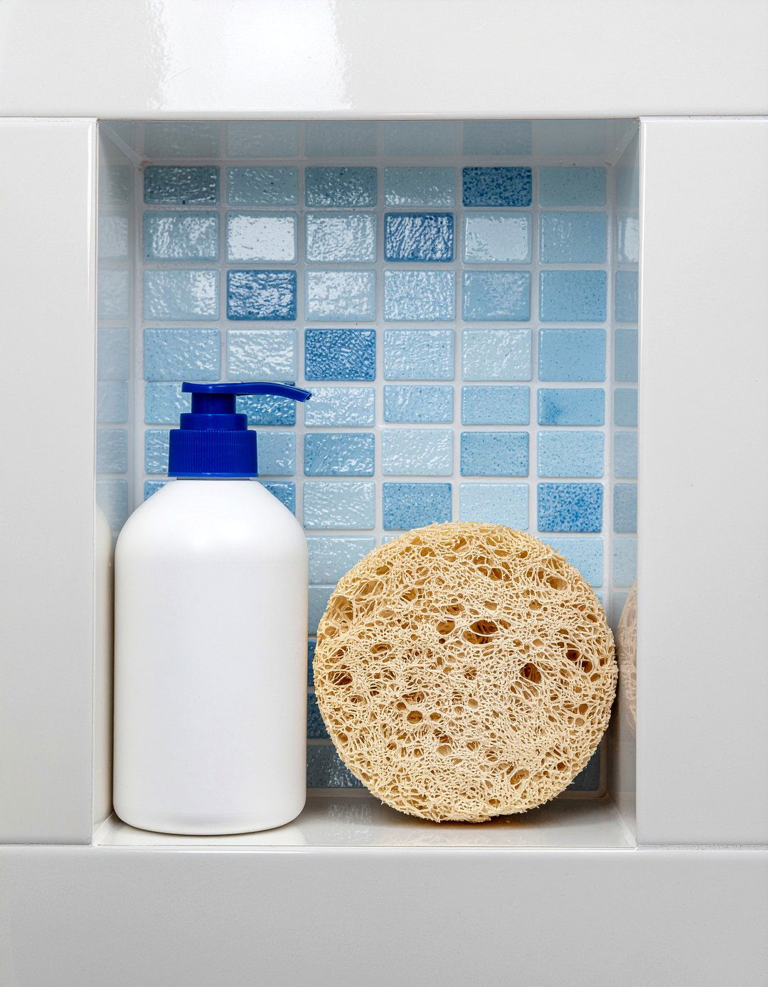 30 Clever Small Bathroom Storage Ideas to Clear Clutter