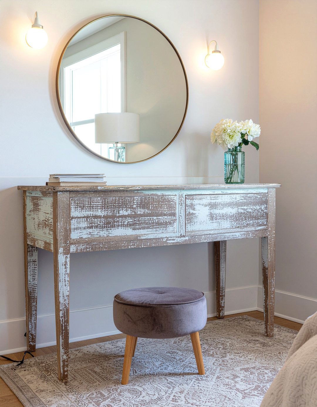 Reclaimed Wood Vanity - 30 bedroom reclaimed wood furniture ideas