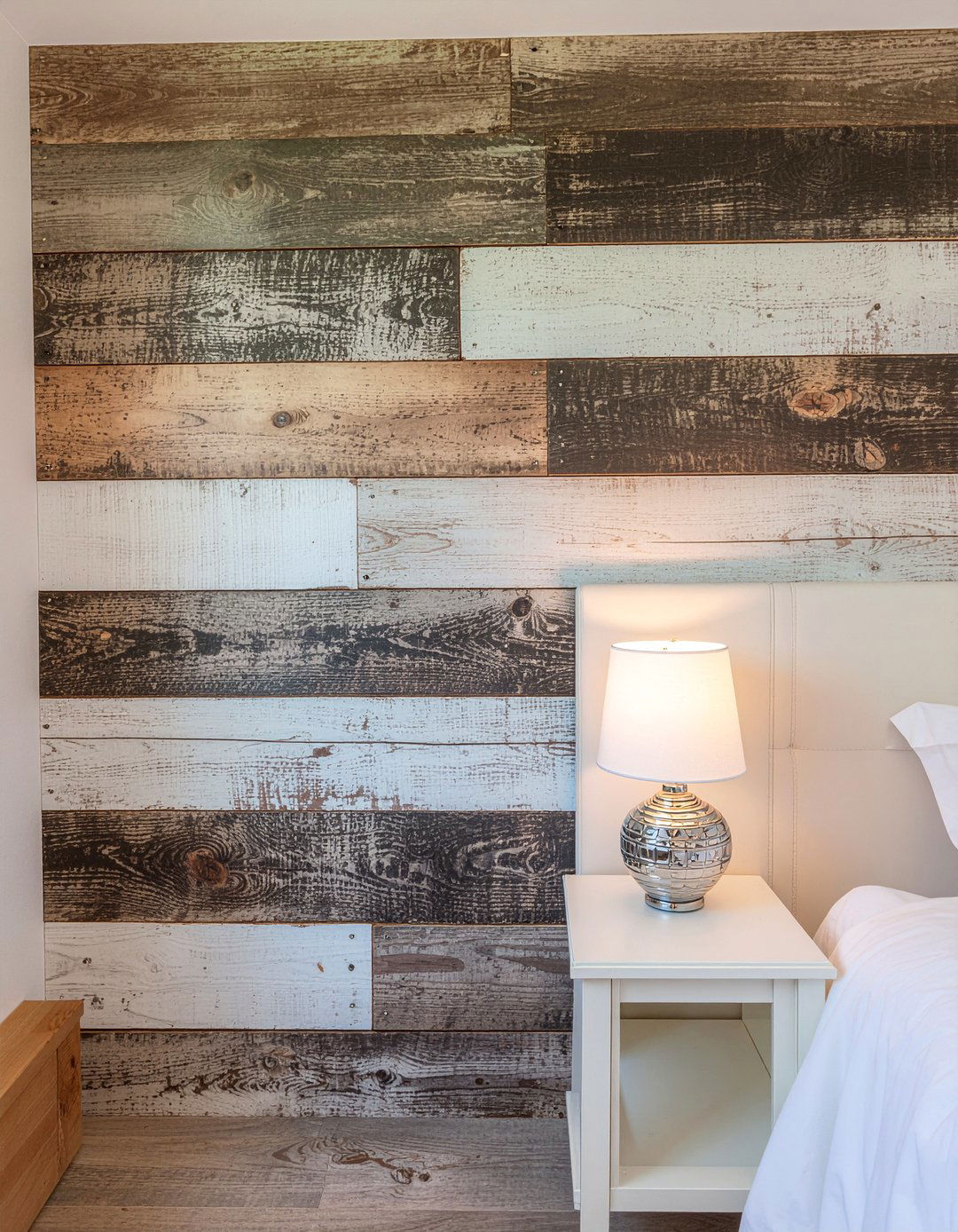 Reclaimed Wood Wall - 30 bedroom paneling ideas