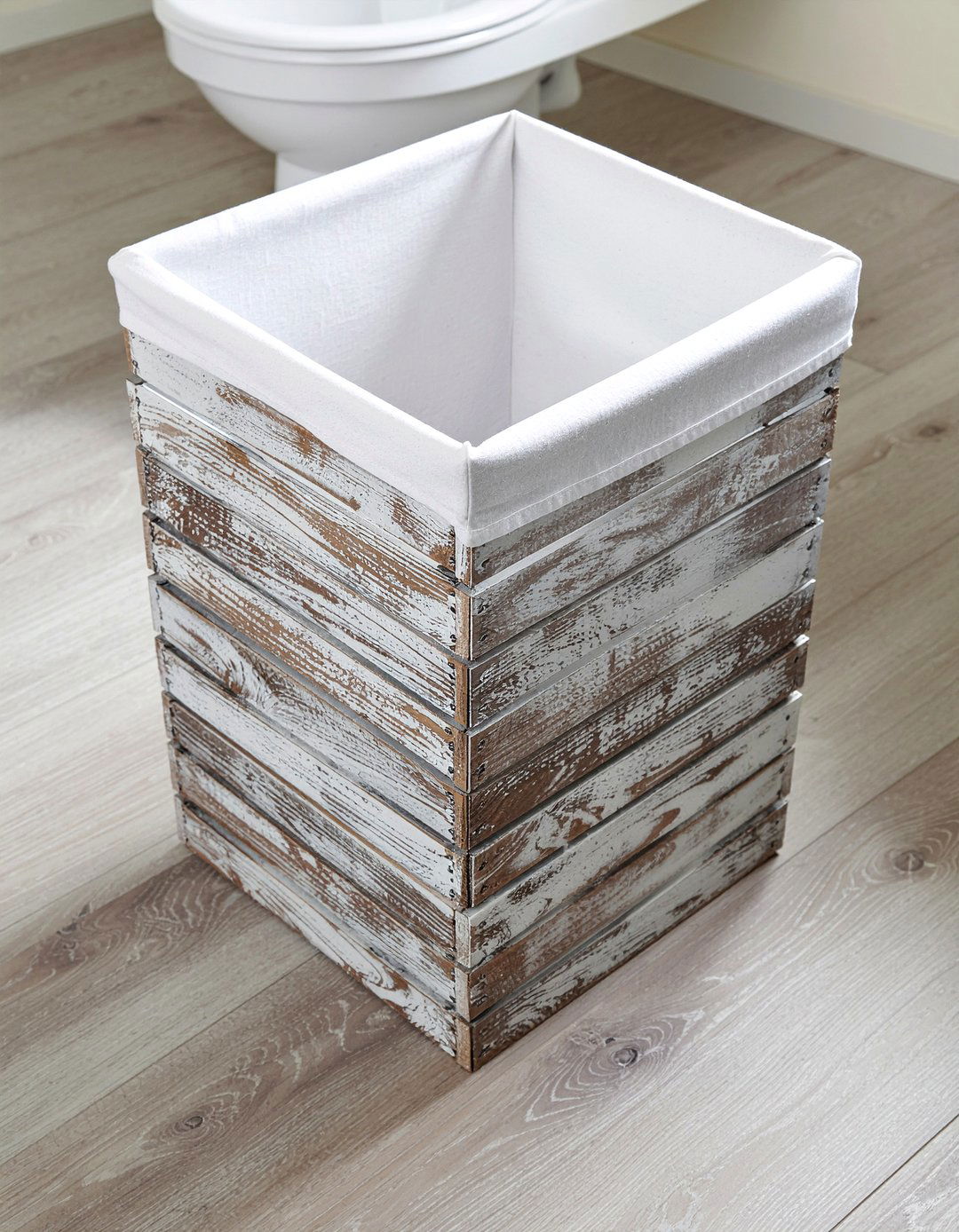 Reclaimed wood laundry hamper - 30 reclaimed wood bathroom ideas
