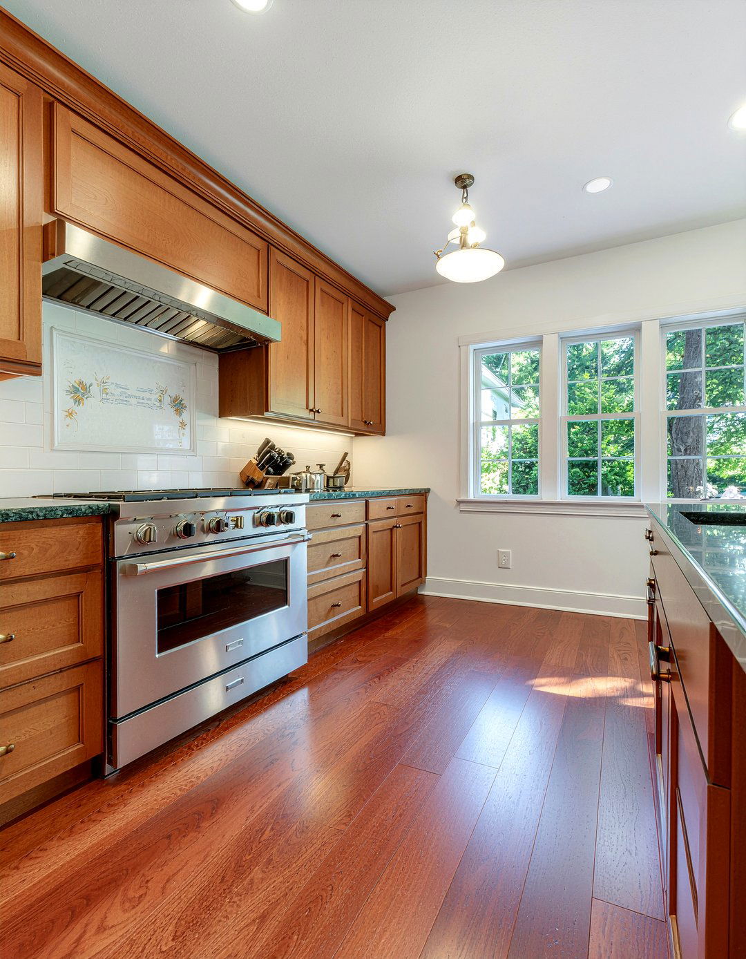 Red Oak Kitchen Floors - 30 hardwood floor kitchen ideas