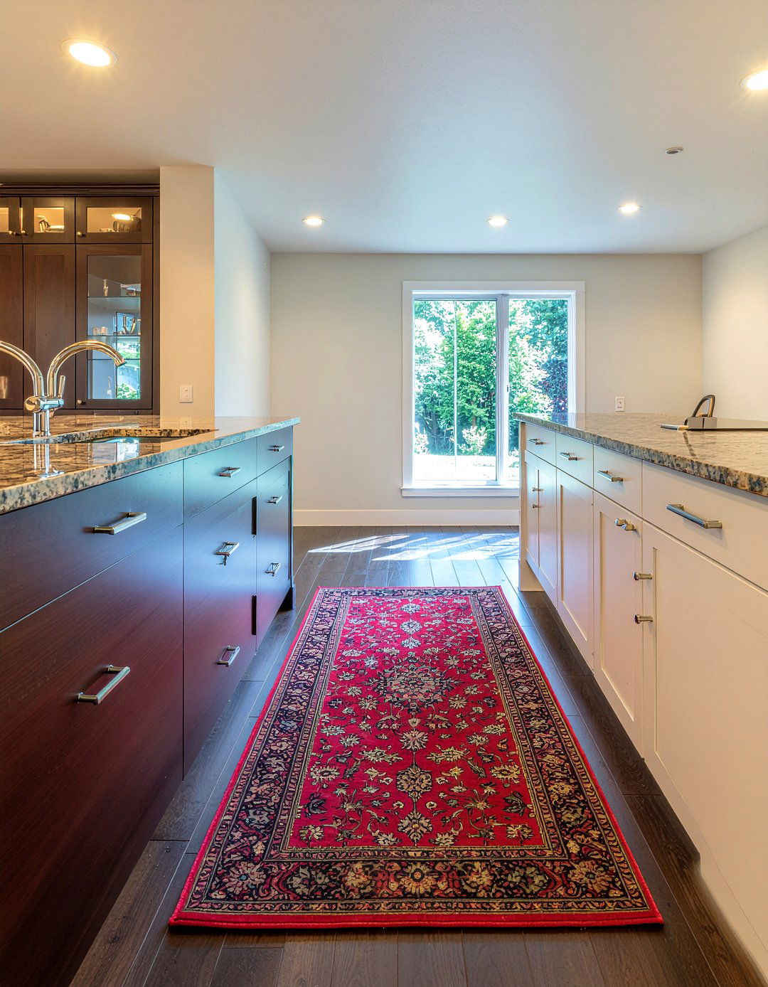 Red kitchen rug - 30 kitchen rug ideas