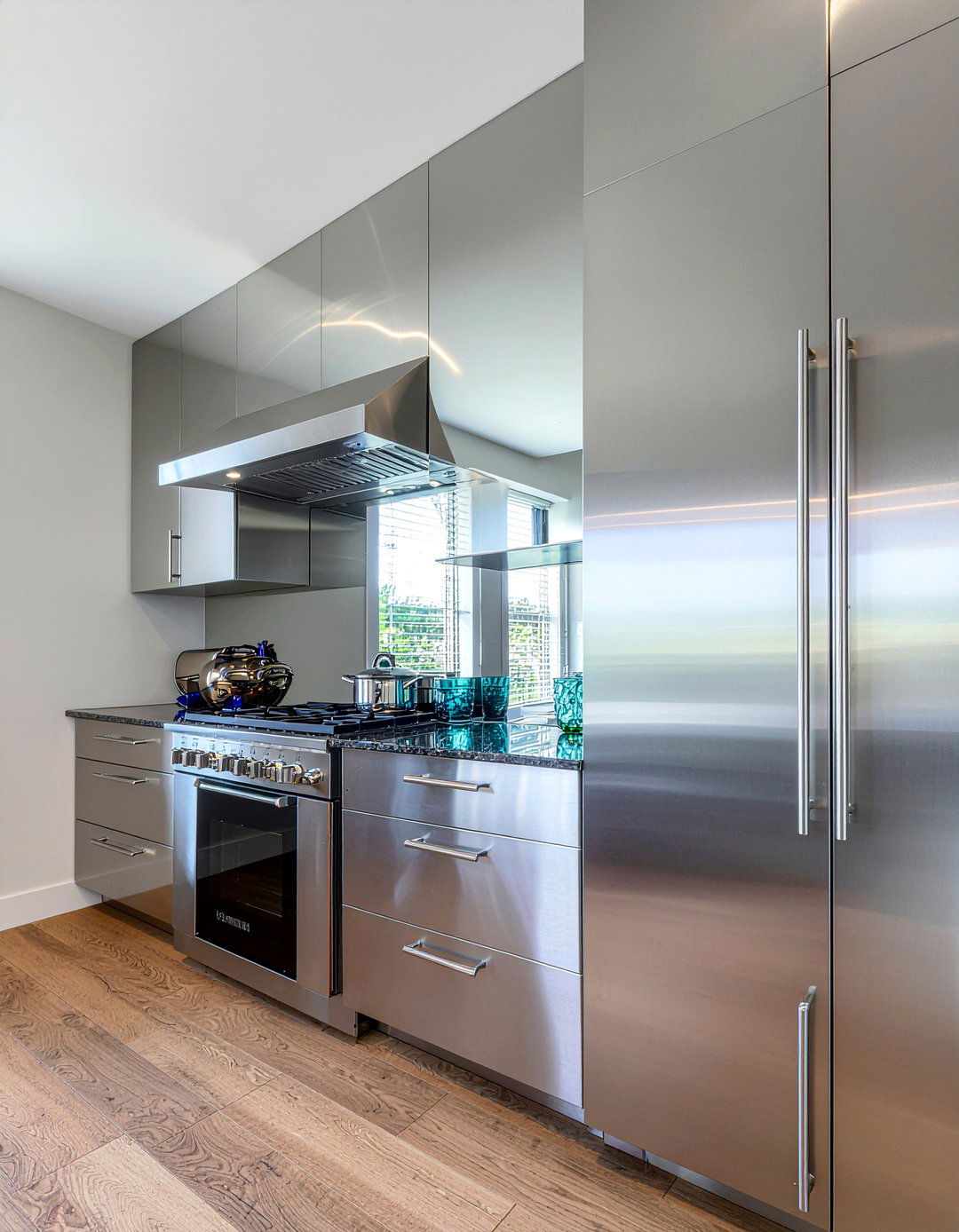 Reflective Mirror Glass Cabinets - 30 glass front kitchen cabinet ideas