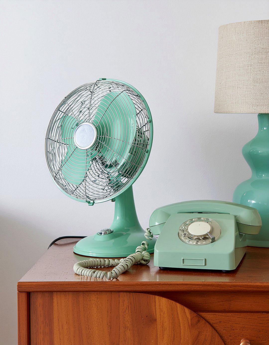 Retro green fan - 30 bedroom desk fans