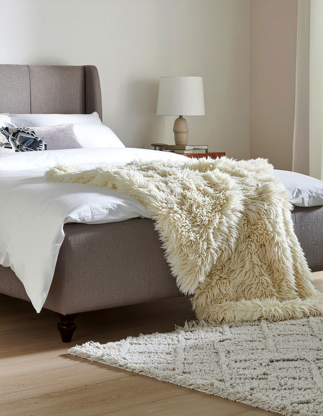 Reversible Faux Fur Throw - 30 bedroom faux fur throws