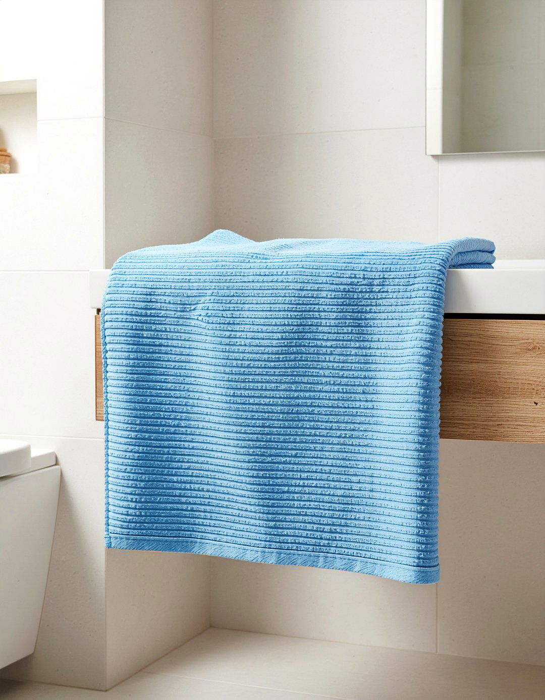Ribbed Texture Towel - 30 bathroom textile accent ideas