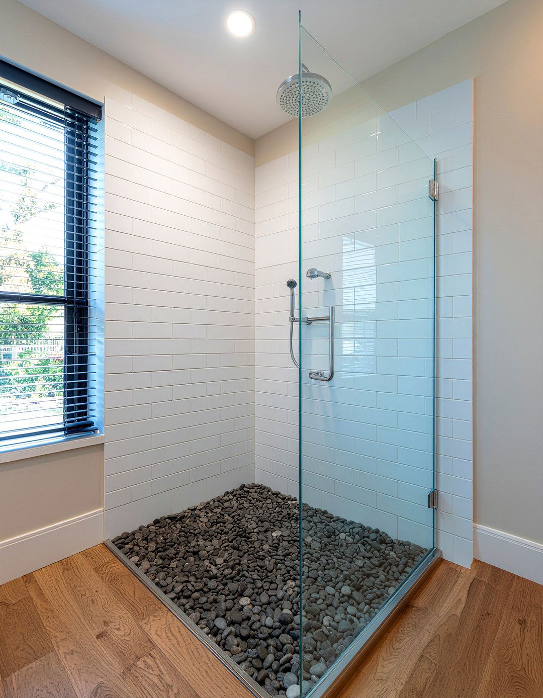 30 Serene River Rock Bathroom Ideas for a Natural Spa Feel