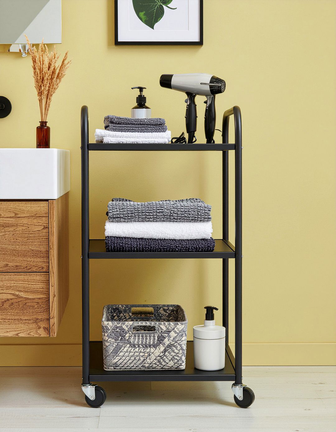 Rolling bathroom cart - 30 small bathroom storage ideas