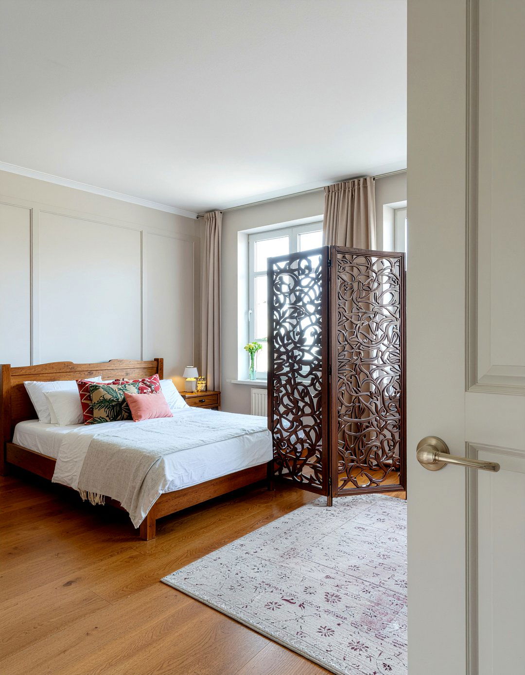 Room Divider Screen - 30 bedroom hacks