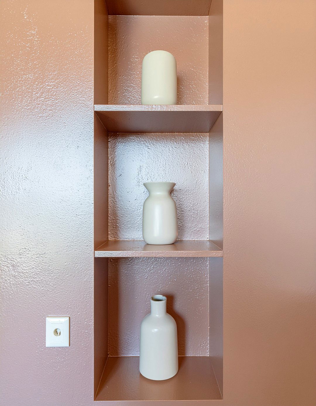 Rose Gold Metallic Paint - 30 rose gold living room ideas