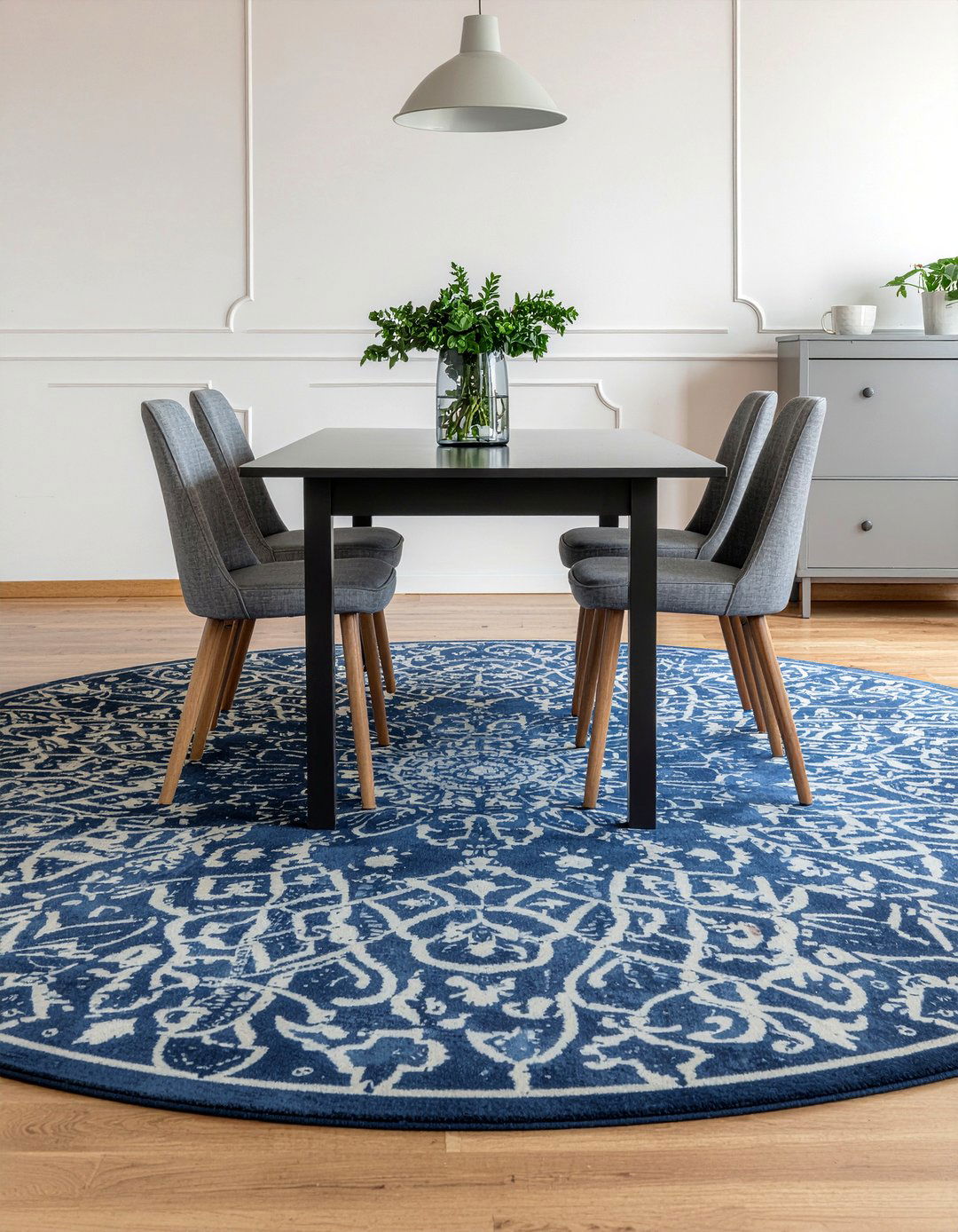 Round Rug Under Square Table - 30 dining room scale ideas