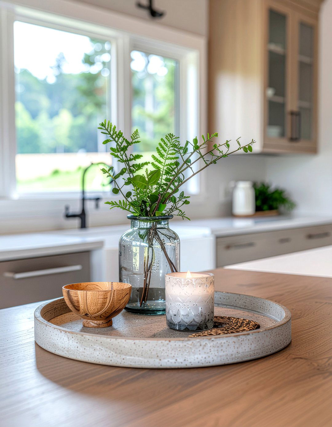 Round Tray Centerpiece - 30 kitchen tray styling ideas