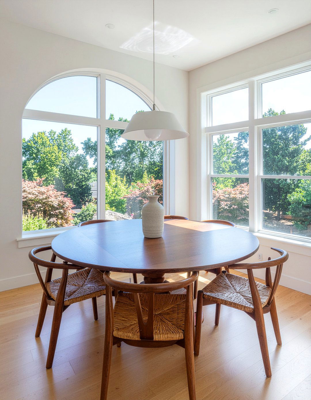 Round Wood Dining Table - 30 dining room seating for 6 ideas