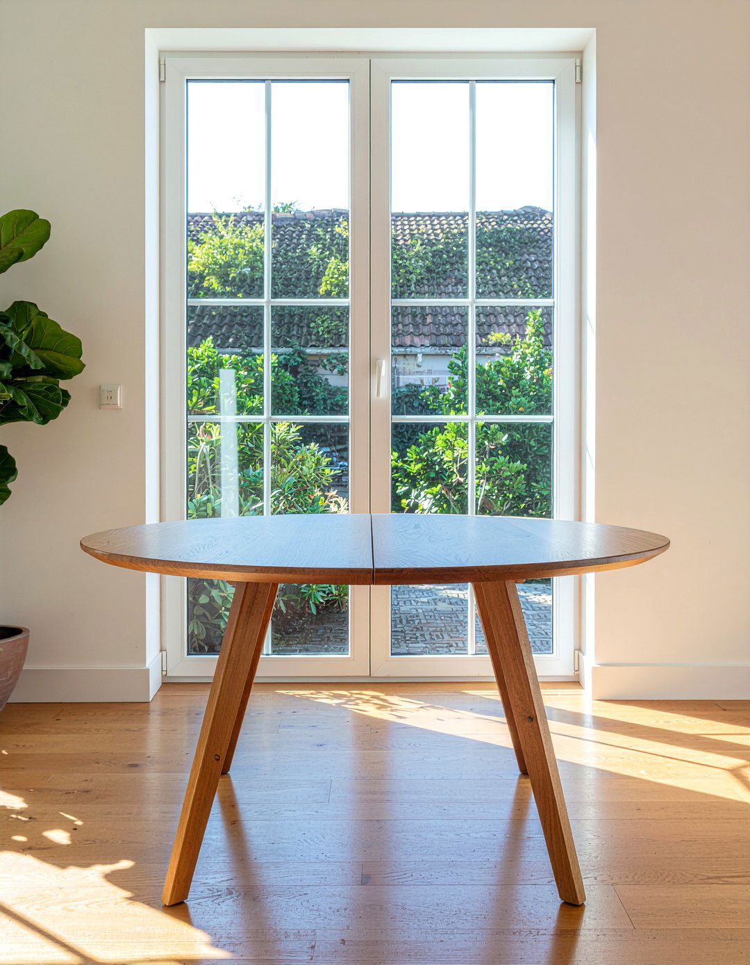 Round Wood Extendable Dining Table - 30 extendable dining table ideas