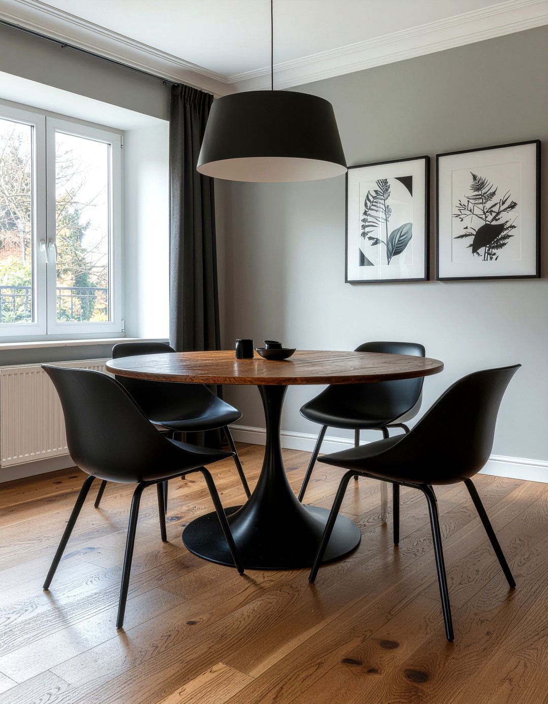 Round dining room table - 30 Portland dining room ideas