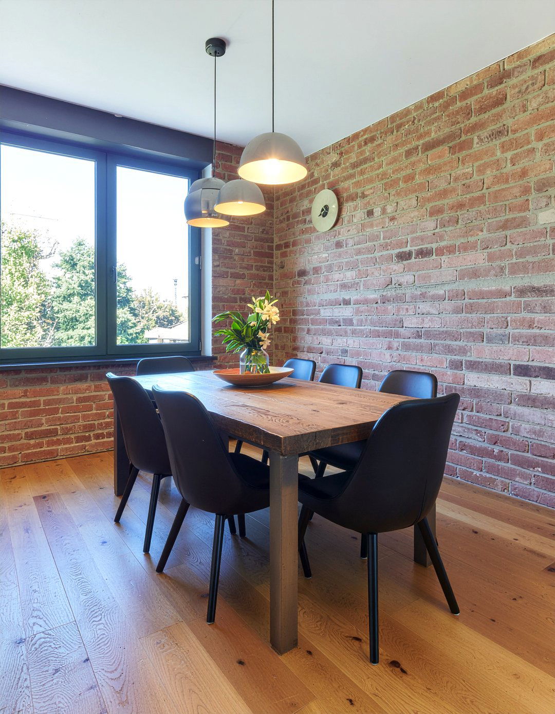 Rustic Reclaimed Wood Laminate - 30 dining room laminate floor ideas