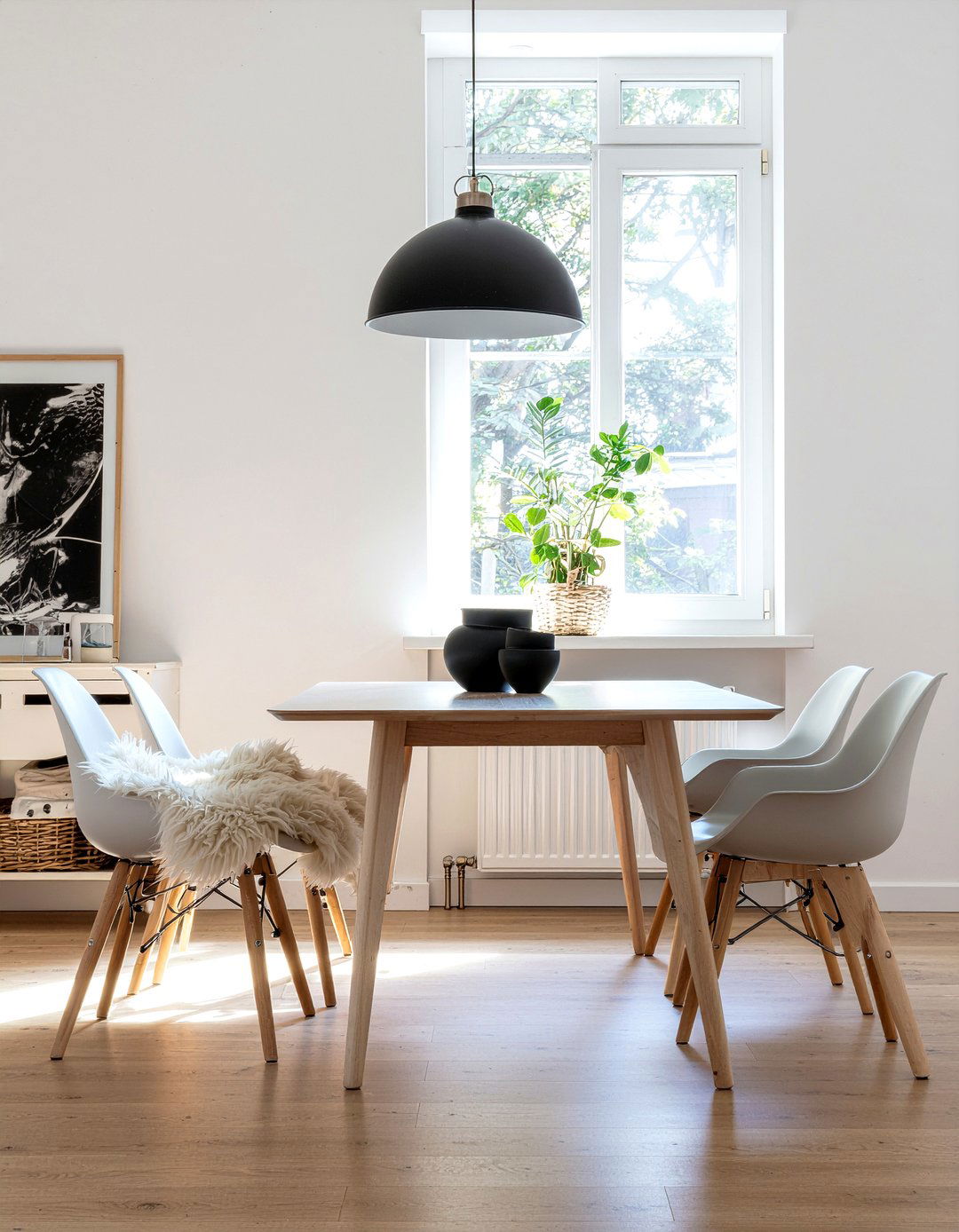 Scandi Style Dining Room Decor - 30 dining room balance ideas